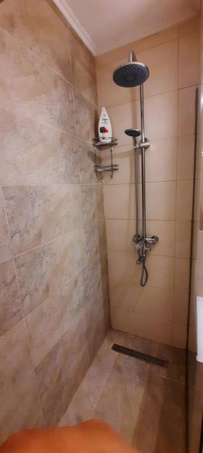 Farmec Studio Apartment Cluj-Napoca Ngoại thất bức ảnh